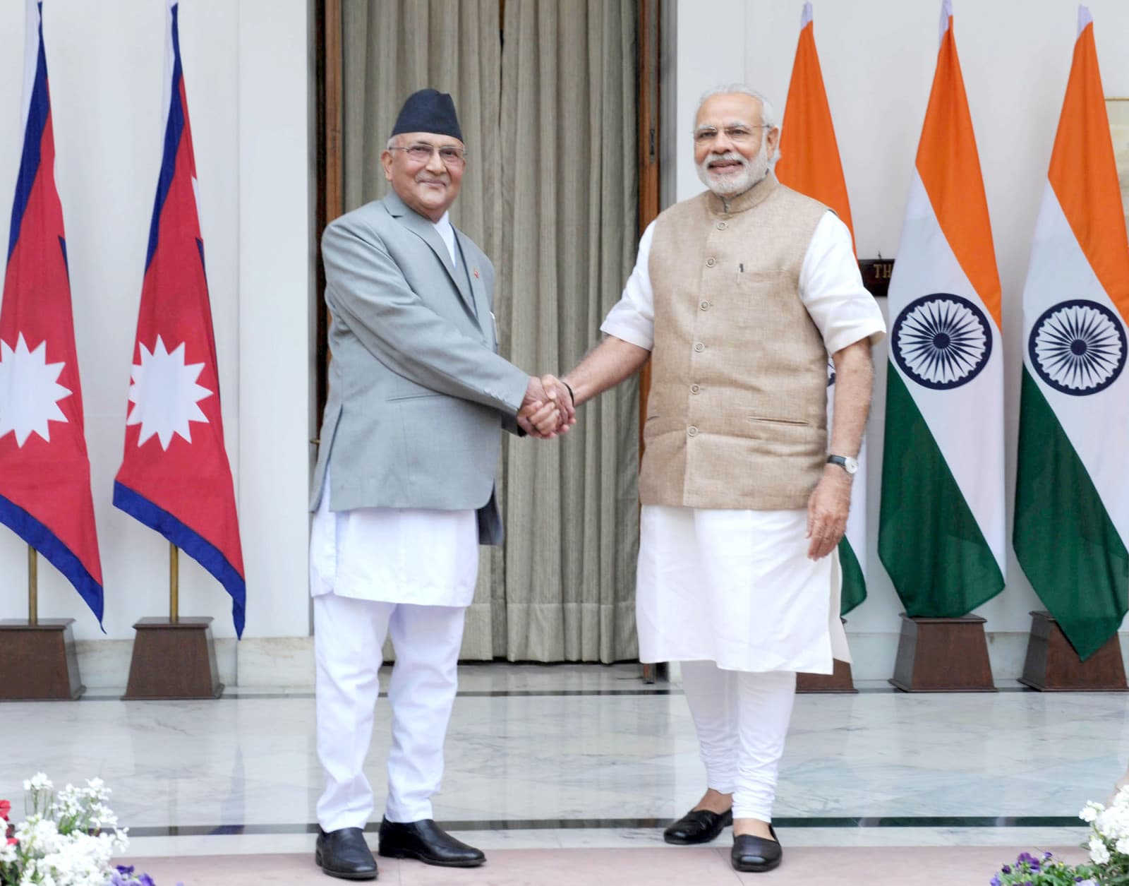 The Prime Minister, Shri Narendra Modi with the Prime Minister of Nepal, Shri K.P. Sharma Oli, at Hyderabad House, in New Delhi on February 20, 2016 (1)