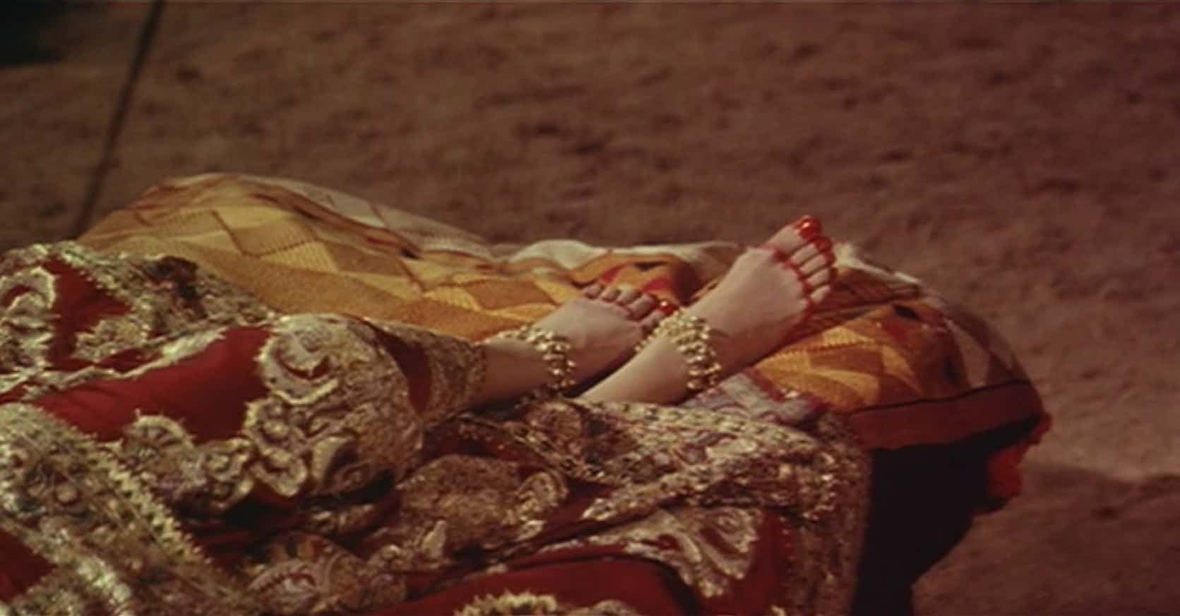 Meena Kumari in 'Pakeezah' (1972)
