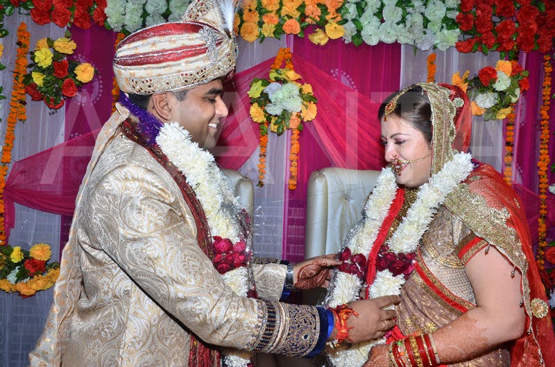 Why Jewish-Hindu Couples Click